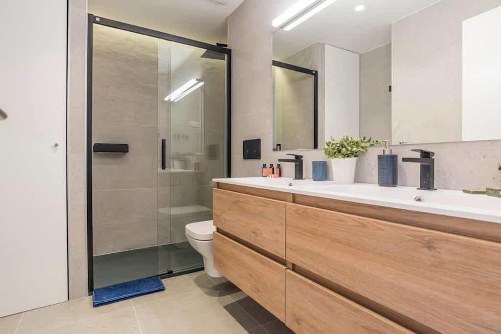 Apartamento Lujo Con Vistas Skyline 1gb Wifi Madrid